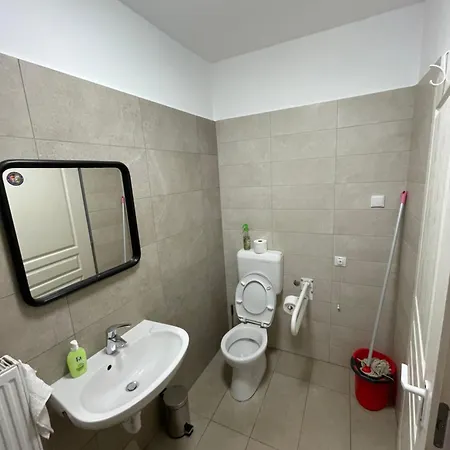 Apartament Berekalja Varszallas *